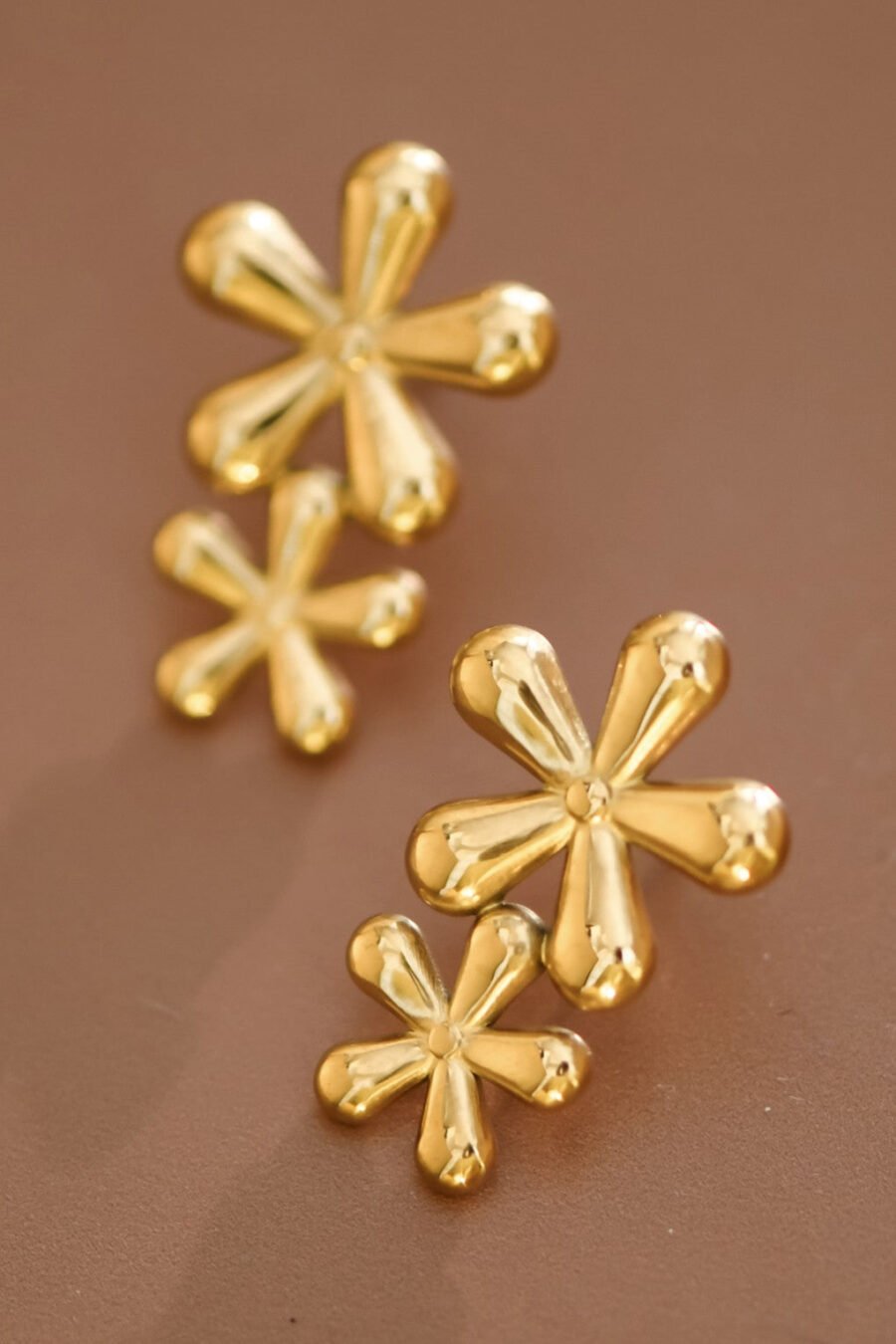 18K Gold Plated Waterproof Stainless Steel Stud Earrings - 7626