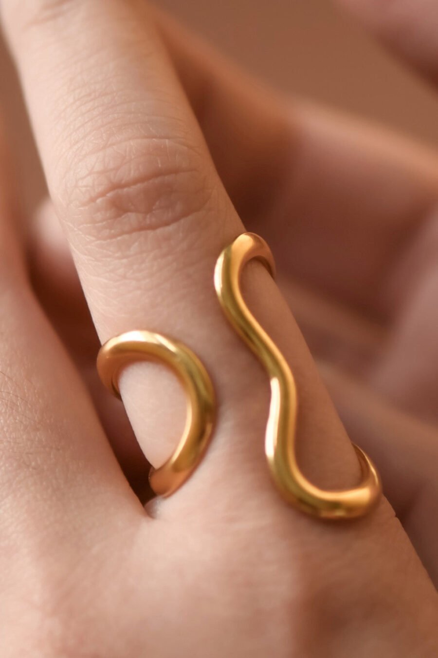 18K Gold Plated Waterproof Stainless Steel Ring - 7859