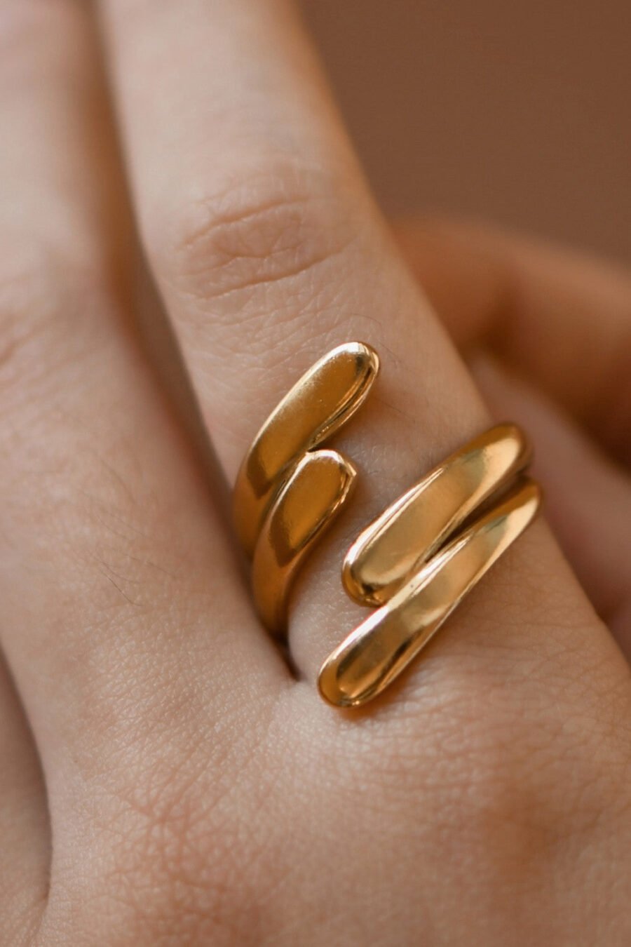 18K Gold Plated Waterproof Stainless Steel Ring - 7945