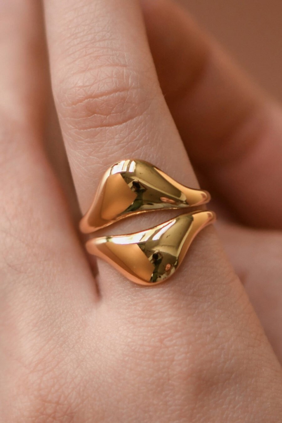 18K Gold Plated Waterproof Stainless Steel Ring - 7969