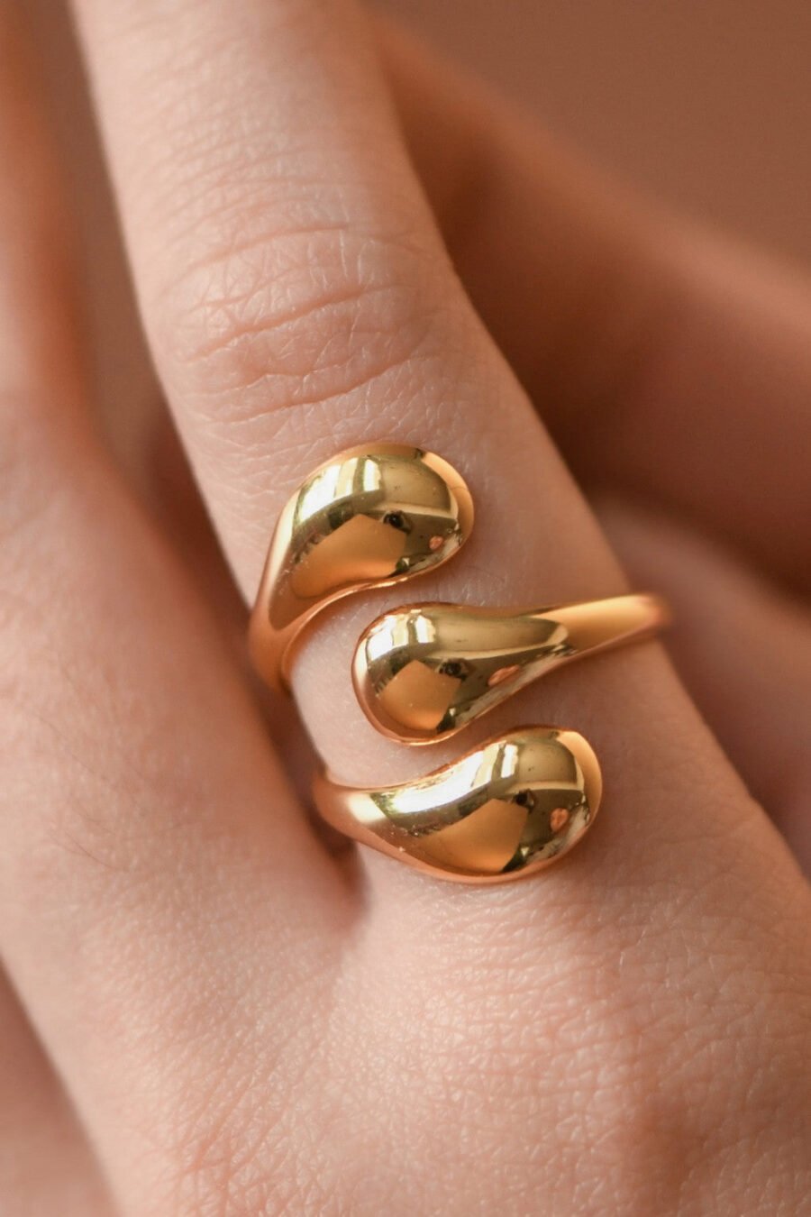 18K Gold Plated Waterproof Stainless Steel Ring - 7966