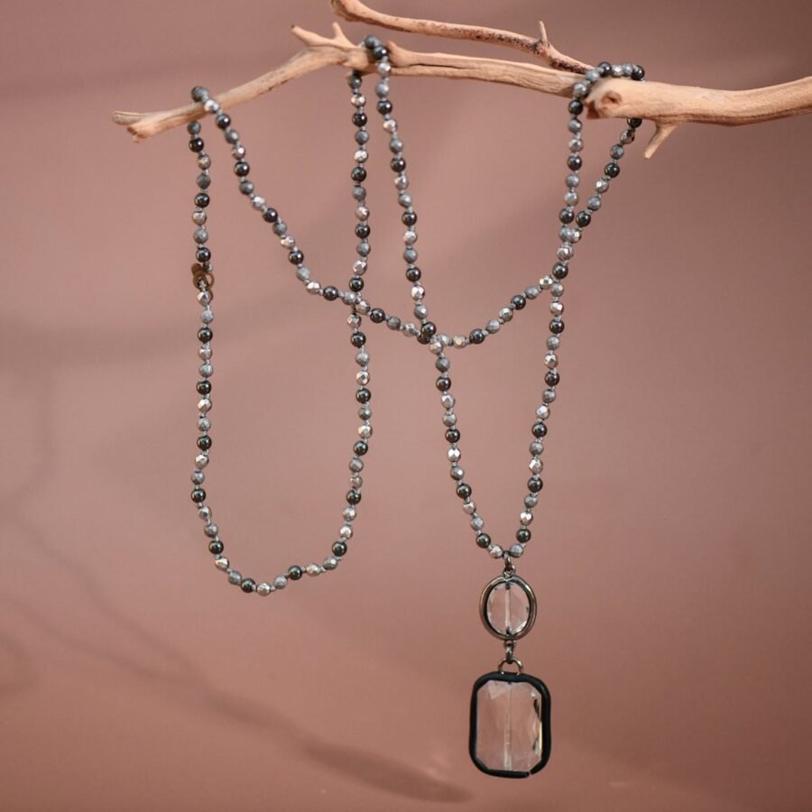Clear Glass Crystal Pendant Necklace - 7270